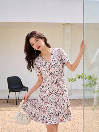 实拍+AI真人模特短视频女装穿搭动态展示