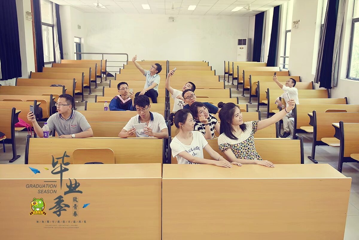 大学毕业照拍摄高校班级毕业写真服务