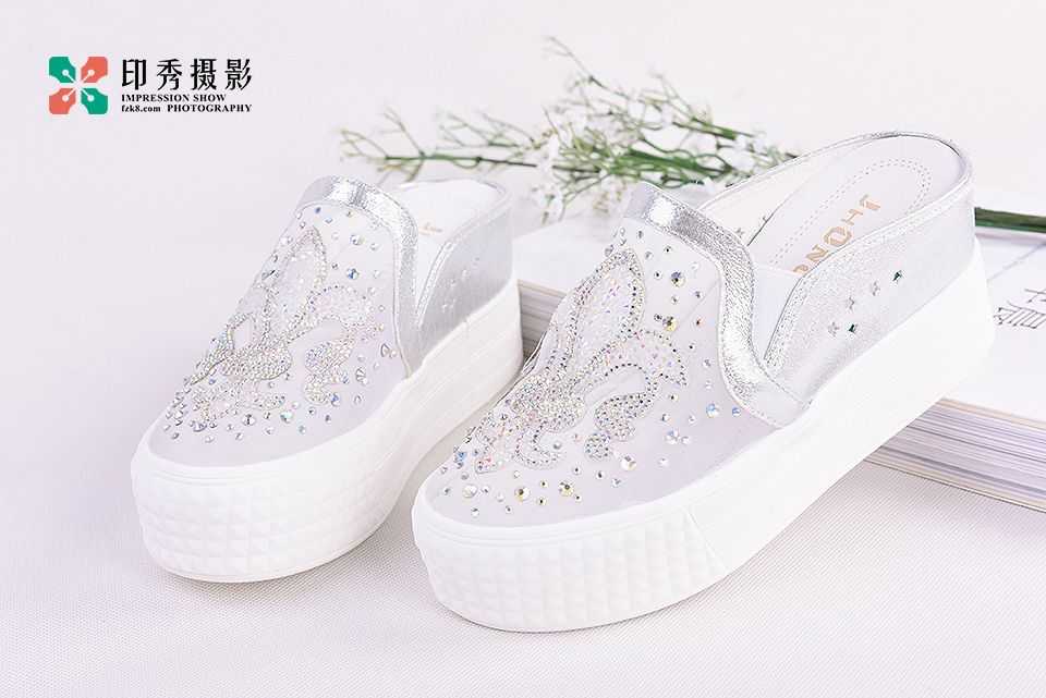 女鞋拖鞋网纱水钻厚底鞋产品摄影