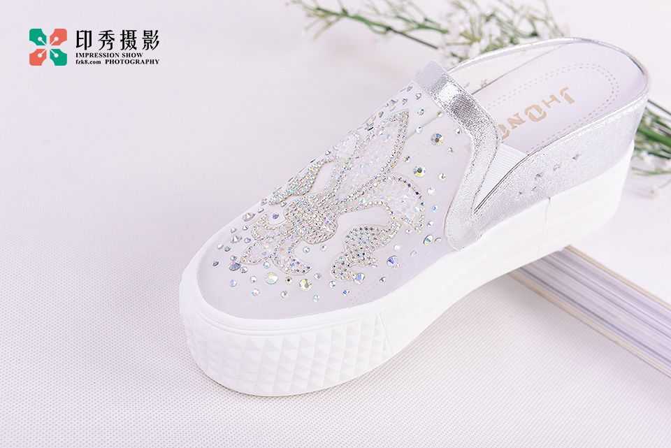 女鞋拖鞋网纱水钻厚底鞋产品摄影