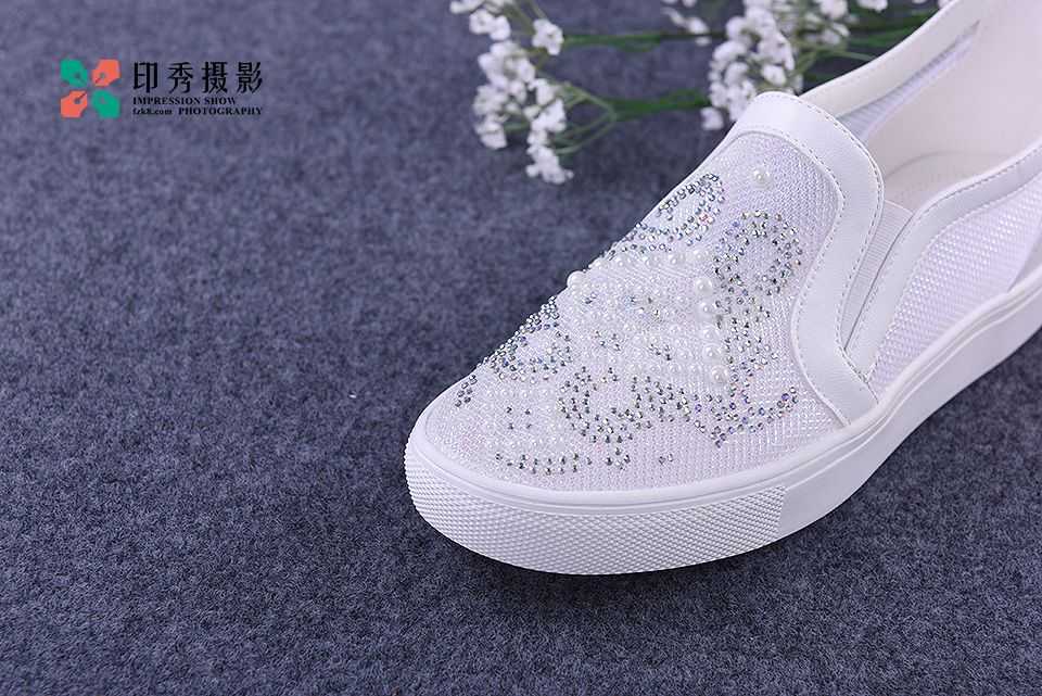 女鞋拖鞋网纱水钻厚底鞋产品摄影