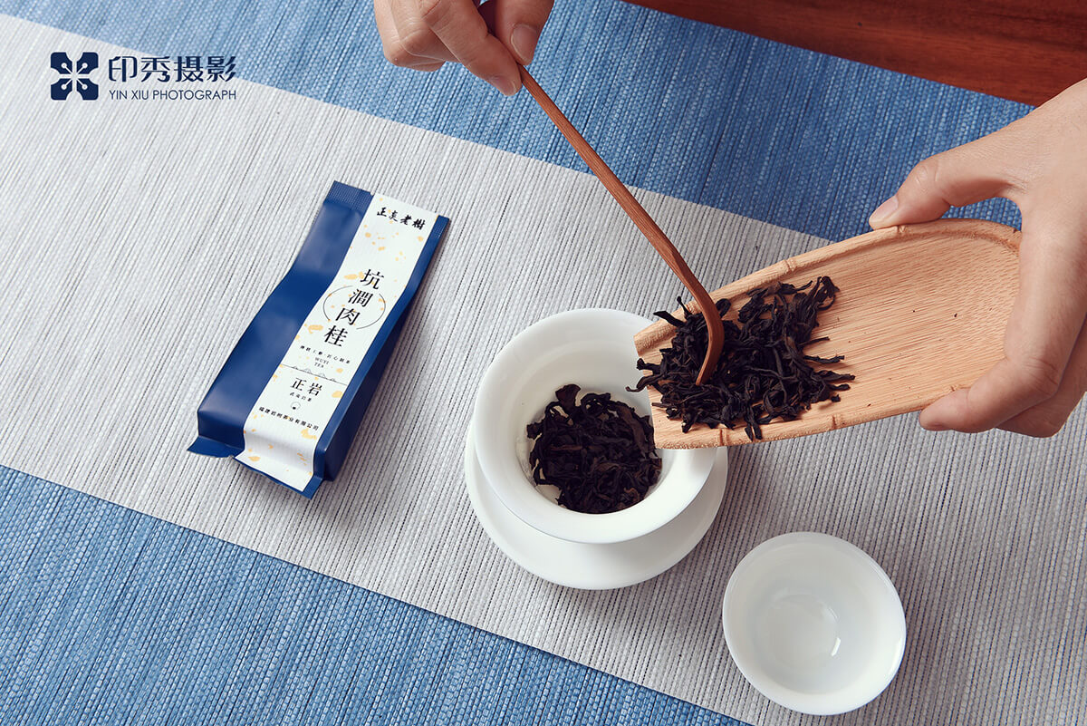武夷山岩茶拍摄大红袍肉桂茶叶礼盒摄影