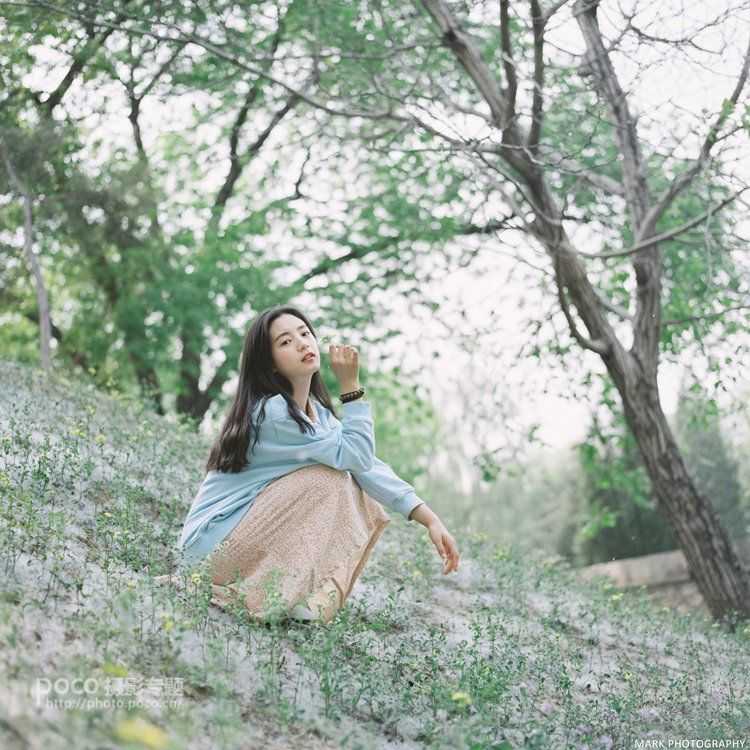 摄影师故意城教你如何拍清新淡雅日系文艺人像摄影作品